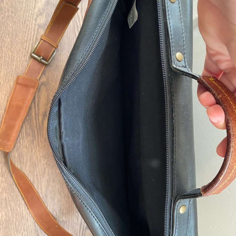 Vintage Eddie Bauer Leather Briefcase - Picture 6 of 7